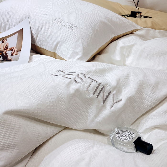 91家纺网 家纺一手货源 找家纺 小叮当家纺仓储工厂店 2025新款秋冬(热买家秀不断货)A类母婴级亲肤全棉纯棉华夫格提花纯棉刺绣四件套 千鸟格-本白