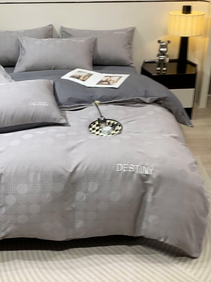 91家纺网 家纺一手货源 找家纺 小叮当家纺仓储工厂店 2025新款秋冬(热买家秀不断货)A类母婴级亲肤全棉纯棉华夫格提花纯棉刺绣四件套 团圆-中灰