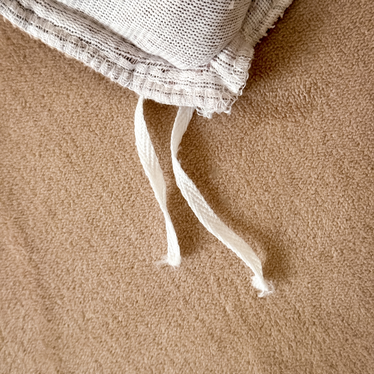 91家纺网 家纺一手货源 找家纺 KA家纺 2025新款秋冬轻奢高克重双拼角牛奶绒四件套 复古粉黛