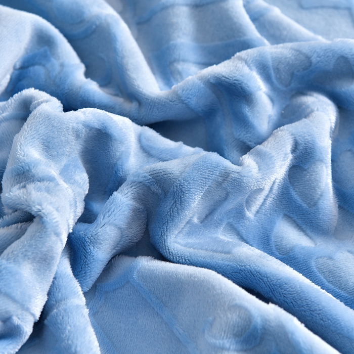 91家纺网 家纺一手货源 找家纺 畅畅家纺 2025新款亲肤舒适冬季保暖8斤重牛奶绒6D雕花绒床单四件套 欧式风情-蓝+灰