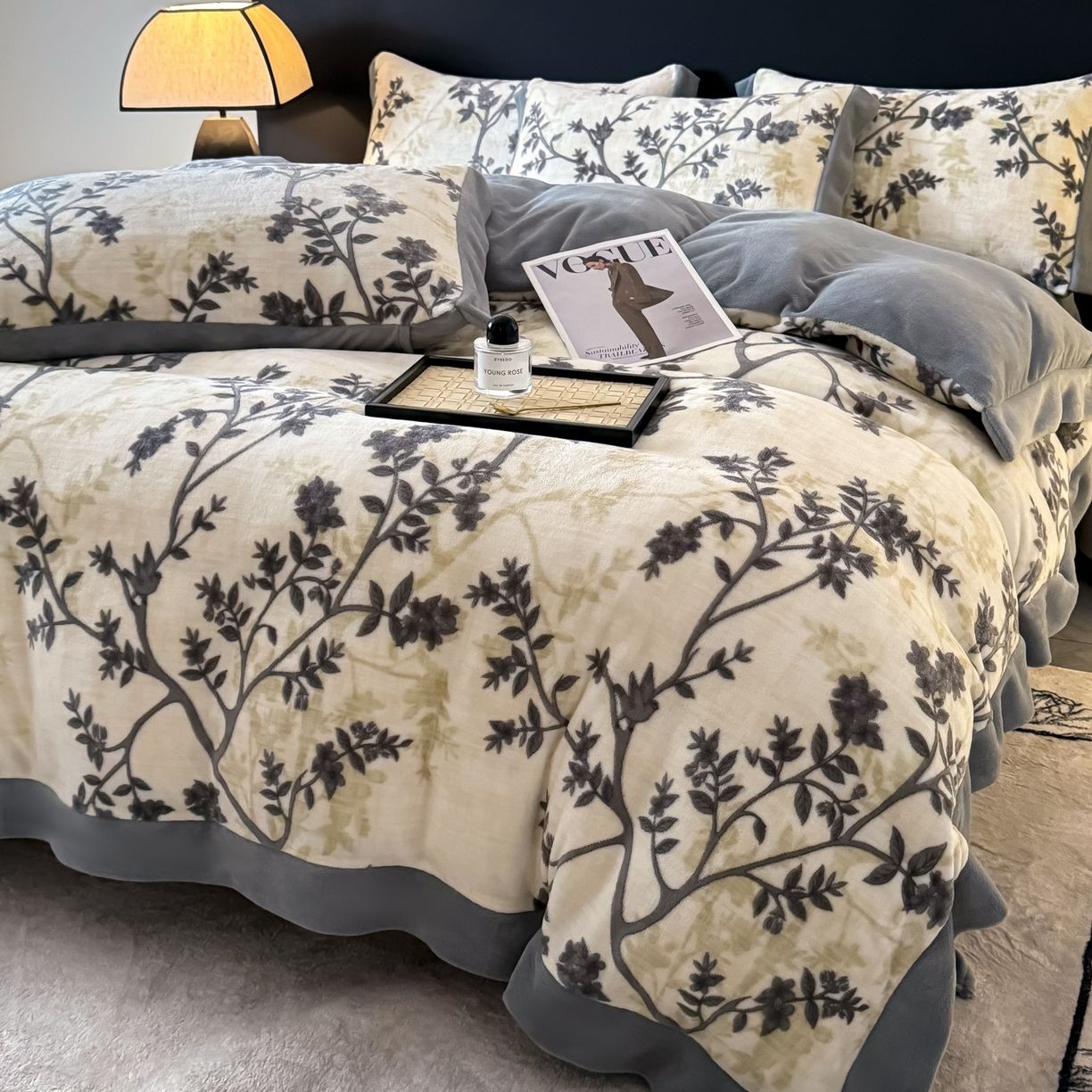 91家纺网 家纺一手货源 找家纺 KA家纺 2025新款秋冬轻奢高克重双拼角牛奶绒四件套 山奈