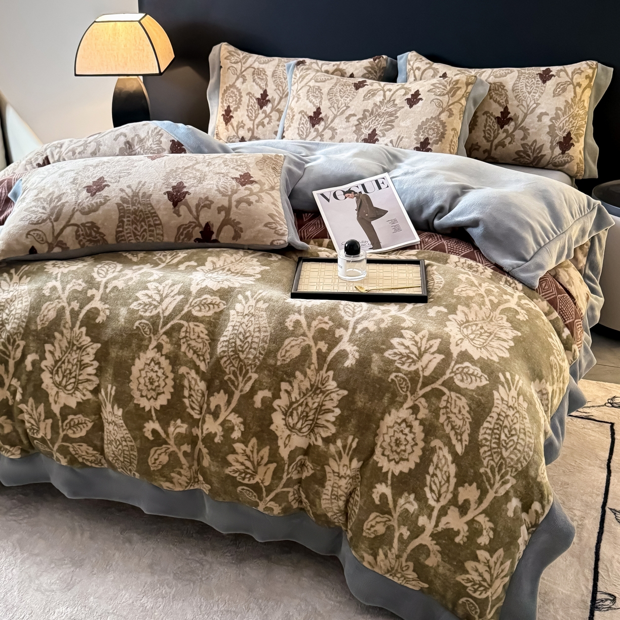 91家纺网 家纺一手货源 找家纺 KA家纺 2025新款秋冬轻奢高克重双拼角牛奶绒四件套 优雅生活