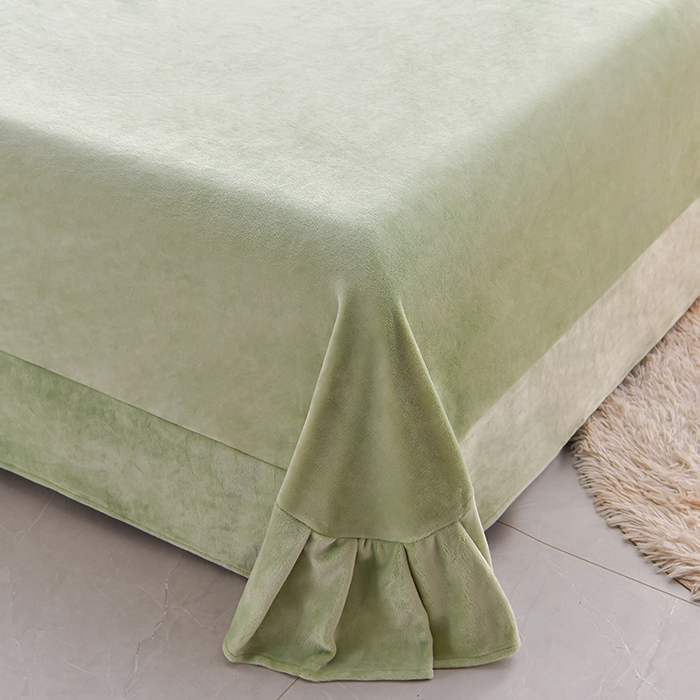 91家纺网 家纺一手货源 找家纺 畅畅家纺 2025新款亲肤舒适冬季保暖8斤重牛奶绒6D雕花绒床单四件套 千鸟格-绿