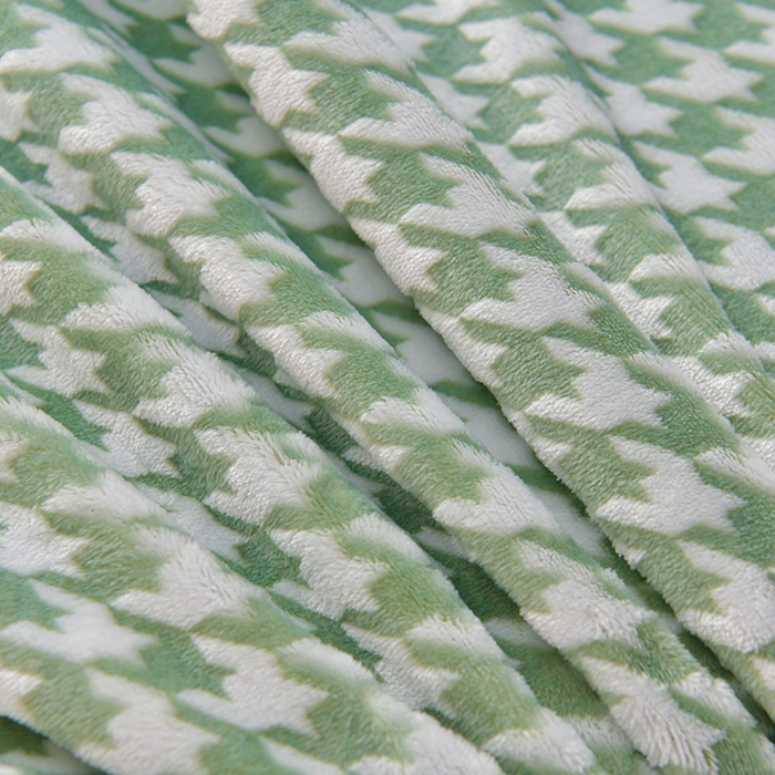 91家纺网 家纺一手货源 找家纺 畅畅家纺 2025新款亲肤舒适冬季保暖8斤重牛奶绒6D雕花绒床单四件套 千鸟格-绿
