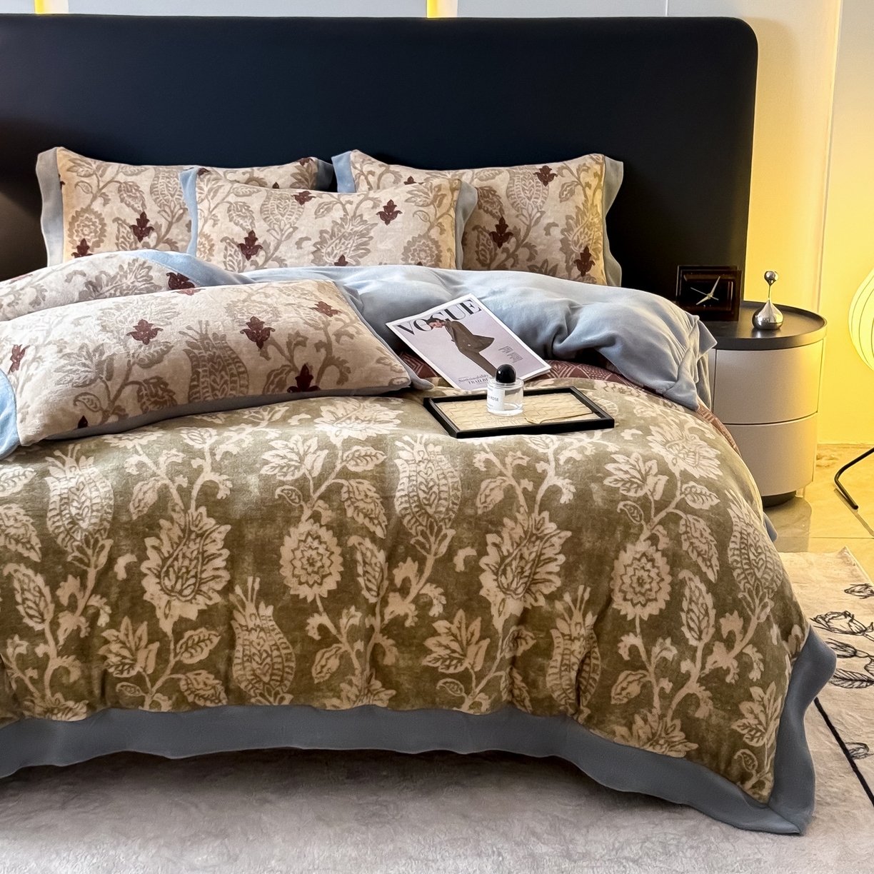 91家纺网 家纺一手货源 找家纺 KA家纺 2025新款秋冬轻奢高克重双拼角牛奶绒四件套 优雅生活