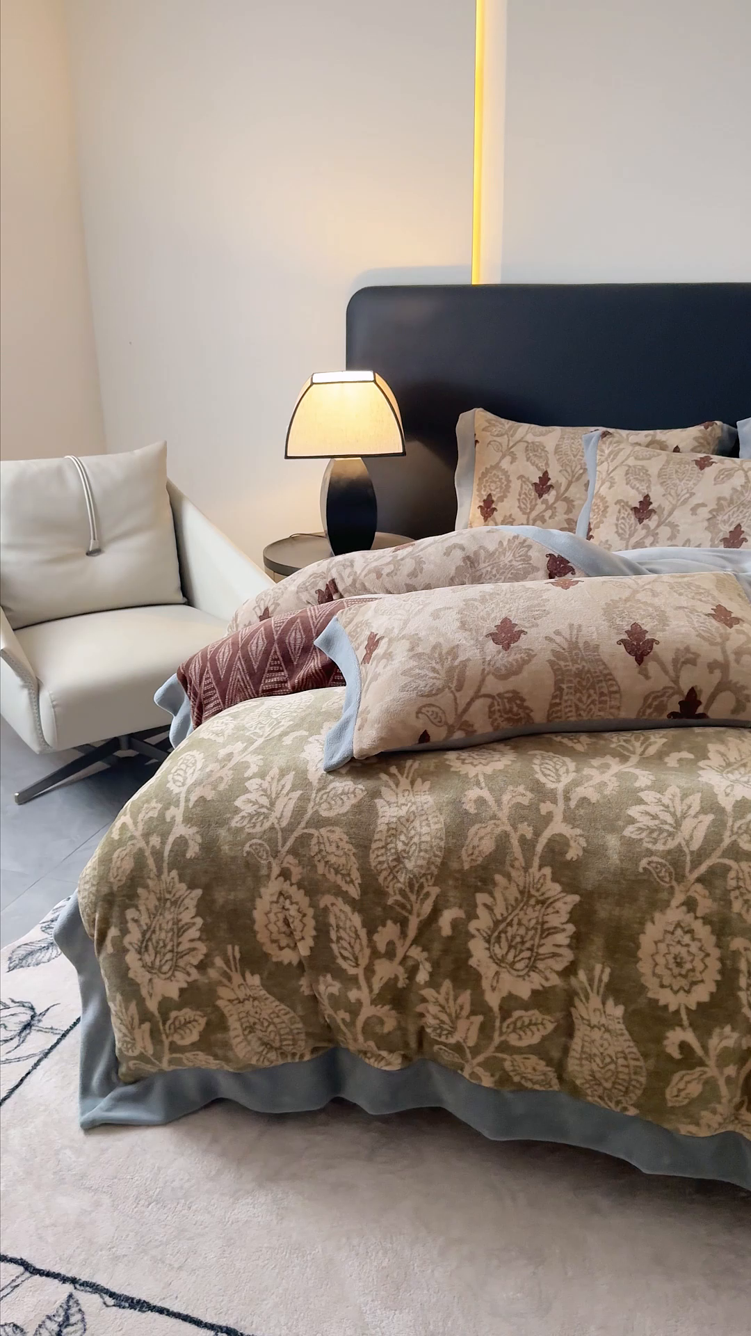 91家纺网 家纺一手货源 找家纺 KA家纺 2025新款秋冬轻奢高克重双拼角牛奶绒四件套 优雅生活