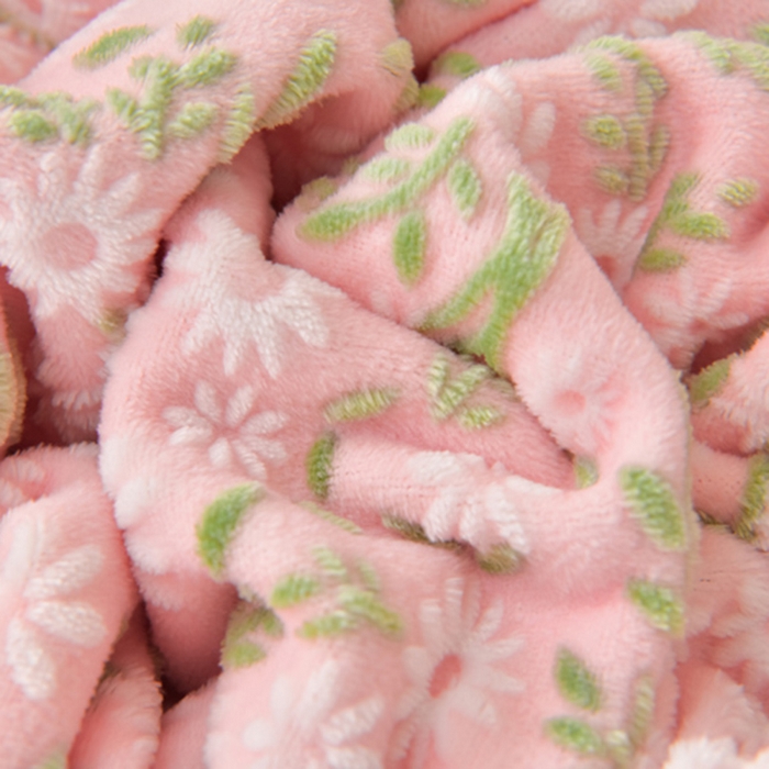 91家纺网 家纺一手货源 找家纺 畅畅家纺 2025新款亲肤舒适冬季保暖8斤重牛奶绒6D雕花绒床单四件套 小雏菊-粉