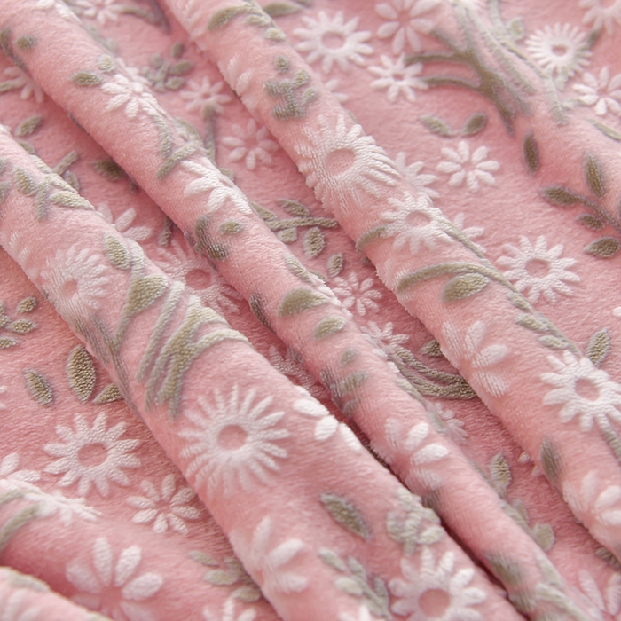 91家纺网 家纺一手货源 找家纺 畅畅家纺 2025新款亲肤舒适冬季保暖8斤重牛奶绒6D雕花绒床单四件套 小雏菊-粉