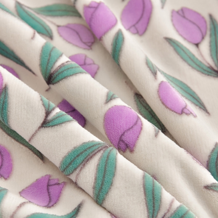 91家纺网 家纺一手货源 找家纺 畅畅家纺 2025新款亲肤舒适冬季保暖8斤重牛奶绒6D雕花绒床单四件套 郁金香