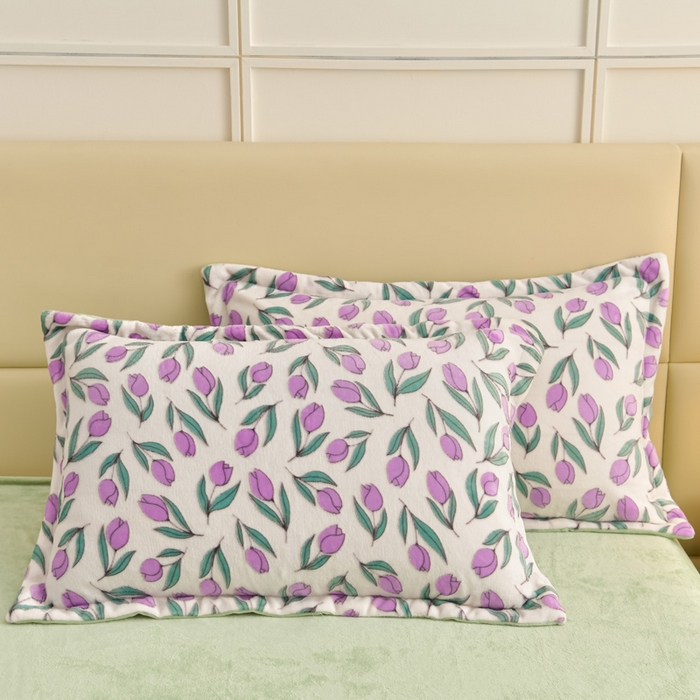 91家纺网 家纺一手货源 找家纺 畅畅家纺 2025新款亲肤舒适冬季保暖8斤重牛奶绒6D雕花绒床单四件套 郁金香