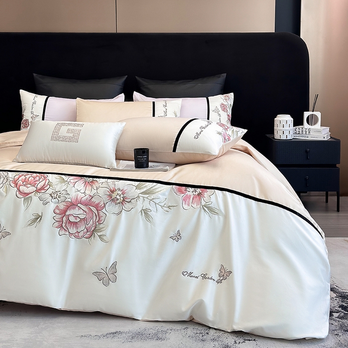 91家纺网 家纺一手货源 找家纺 （总）优悦生活馆 2025新款亲肤新疆长绒棉四件套-花团锦簇风格二