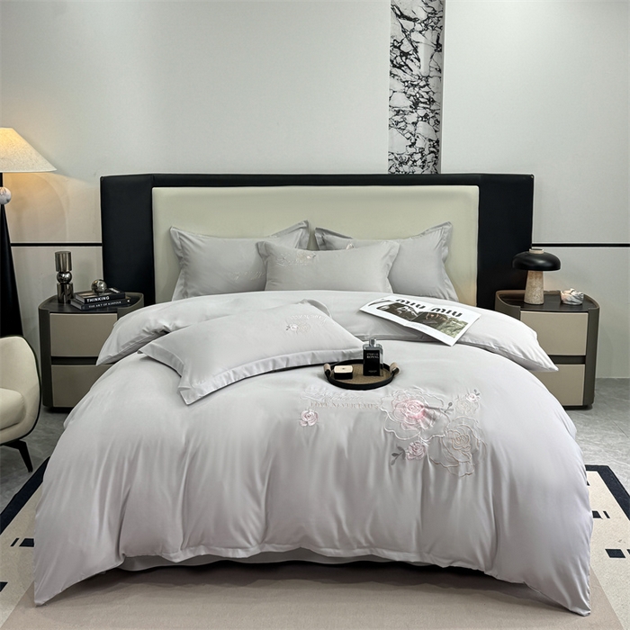 91家纺网 家纺一手货源 找家纺 （总）悦织湾家纺 90克磨毛刺绣纯色四件套2025新款轻奢韩版公主风精致床上用品绣花亲肤水洗棉4件套