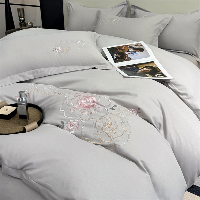 91家纺网 家纺一手货源 找家纺 悦织湾家纺 90克磨毛刺绣纯色四件套2025新款轻奢韩版公主风精致床上用品绣花亲肤水洗棉4件套 遇见-灰色