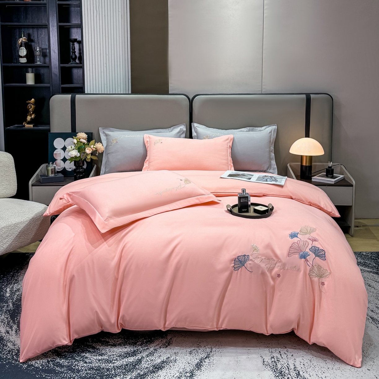 91家纺网 家纺一手货源 找家纺 （总）悦织湾家纺 90克磨毛刺绣纯色四件套2025新款轻奢韩版公主风精致床上用品绣花亲肤水洗棉4件套