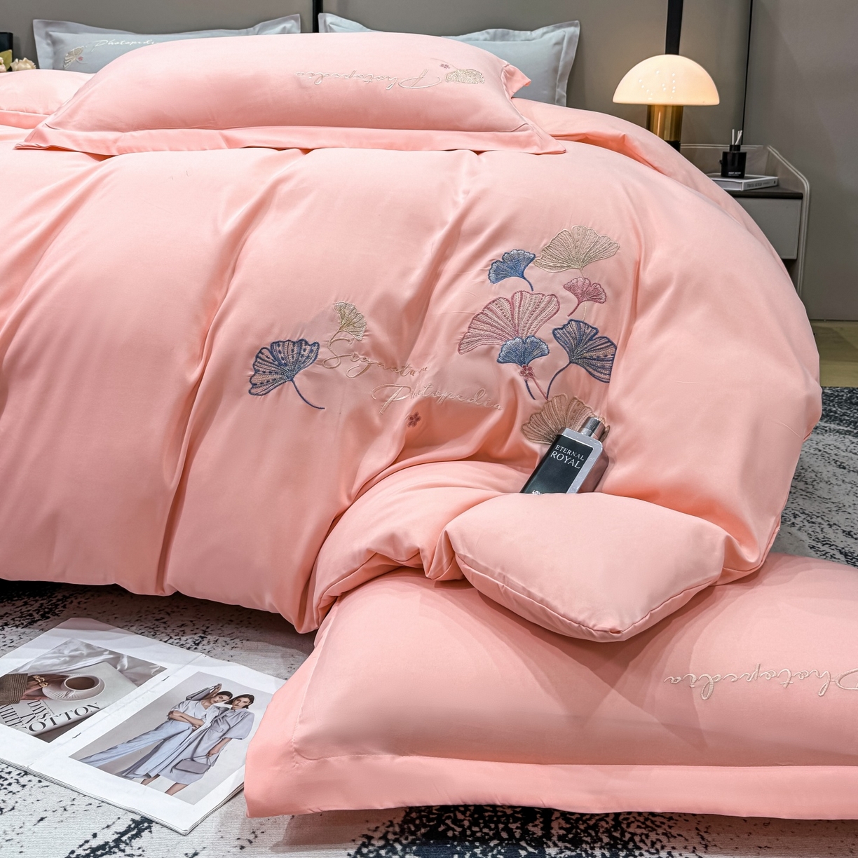 91家纺网 家纺一手货源 找家纺 悦织湾家纺 90克磨毛刺绣纯色四件套2025新款轻奢韩版公主风精致床上用品绣花亲肤水洗棉4件套 新银杏-玉色