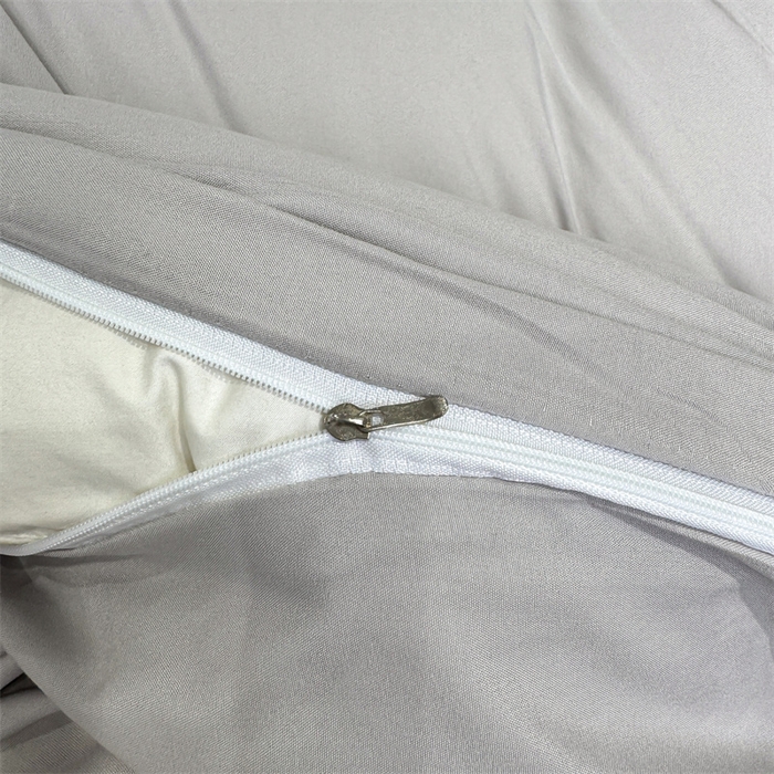 91家纺网 家纺一手货源 找家纺 悦织湾家纺 90克磨毛刺绣纯色四件套2025新款轻奢韩版公主风精致床上用品绣花亲肤水洗棉4件套 遇见-灰色