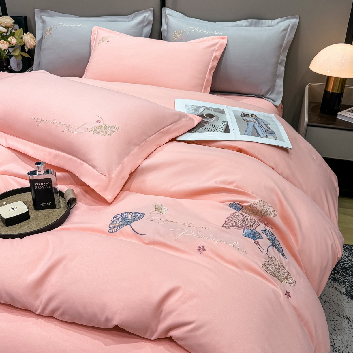 91家纺网 家纺一手货源 找家纺 悦织湾家纺 90克磨毛刺绣纯色四件套2025新款轻奢韩版公主风精致床上用品绣花亲肤水洗棉4件套 新银杏-玉色