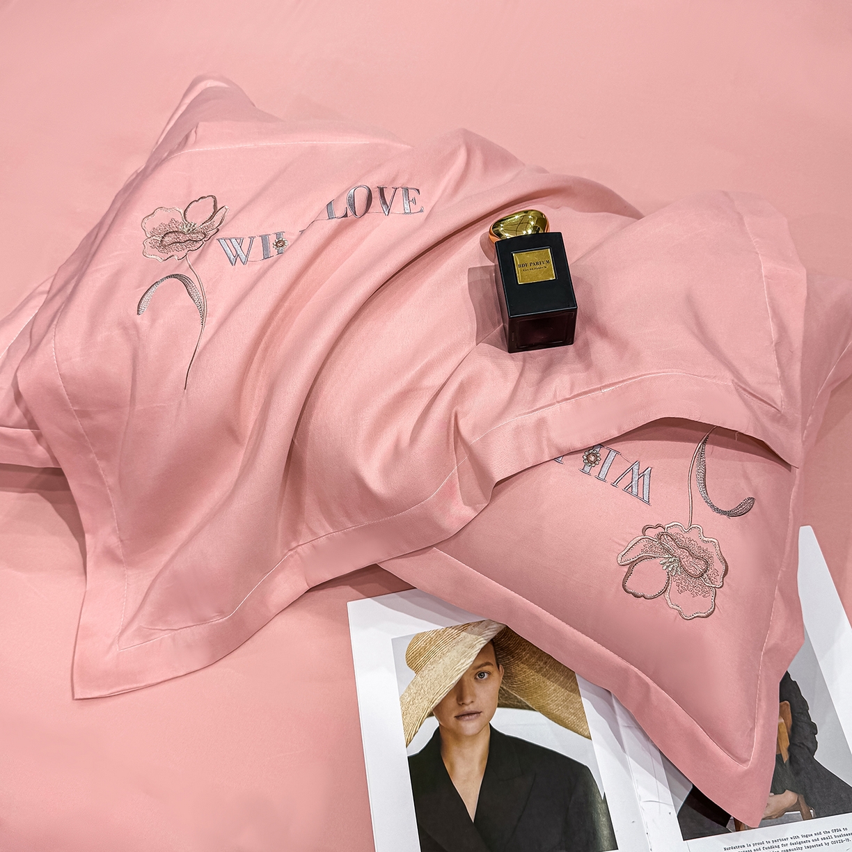 91家纺网 家纺一手货源 找家纺 悦织湾家纺 90克磨毛刺绣纯色四件套2025新款轻奢韩版公主风精致床上用品绣花亲肤水洗棉4件套 诗诺-玉色