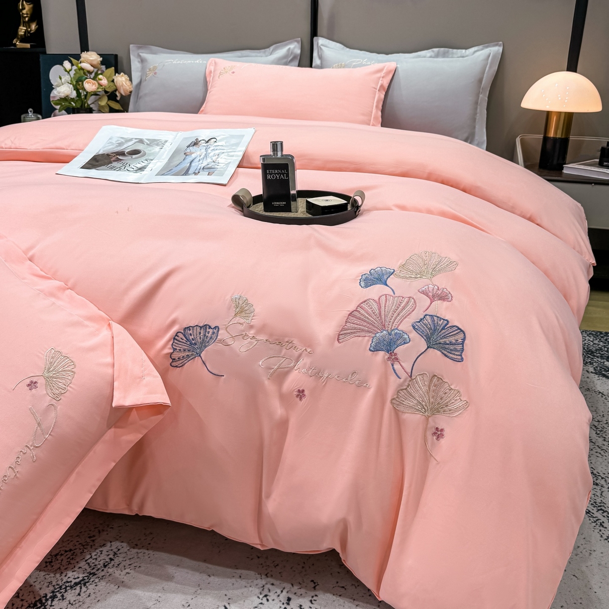 91家纺网 家纺一手货源 找家纺 悦织湾家纺 90克磨毛刺绣纯色四件套2025新款轻奢韩版公主风精致床上用品绣花亲肤水洗棉4件套 新银杏-玉色