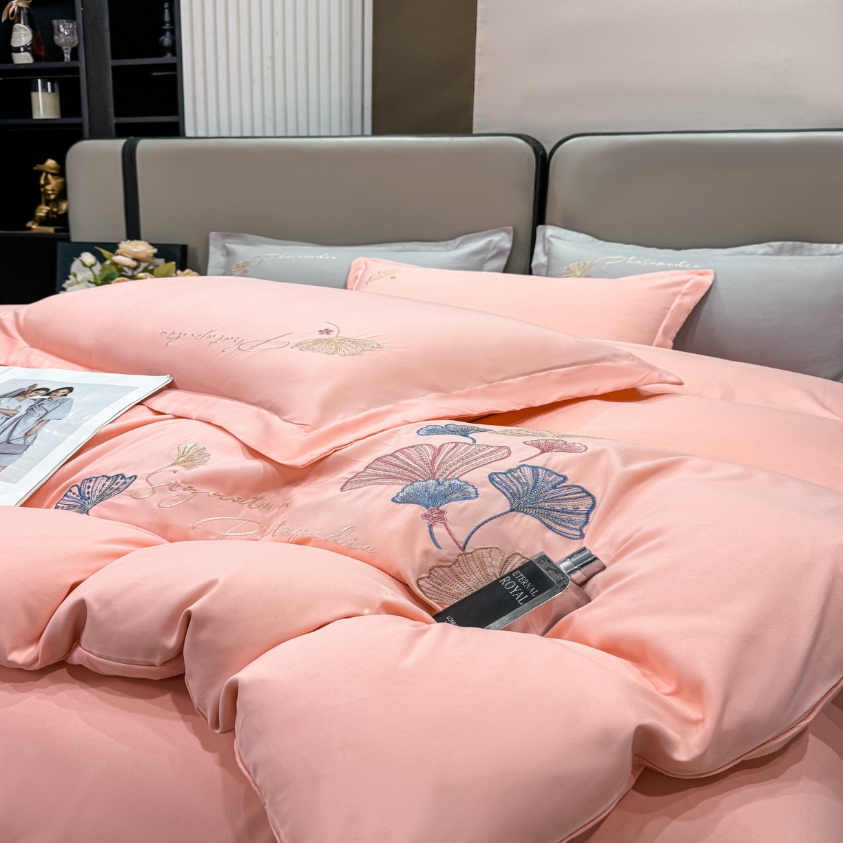 91家纺网 家纺一手货源 找家纺 悦织湾家纺 90克磨毛刺绣纯色四件套2025新款轻奢韩版公主风精致床上用品绣花亲肤水洗棉4件套 新银杏-玉色