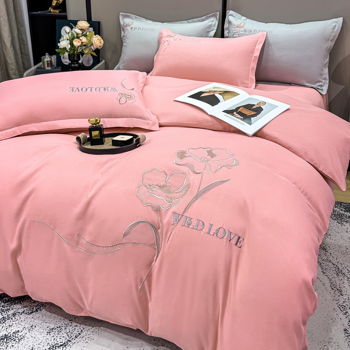 91家纺网 家纺一手货源 找家纺 悦织湾家纺 90克磨毛刺绣纯色四件套2025新款轻奢韩版公主风精致床上用品绣花亲肤水洗棉4件套 诗诺-玉色