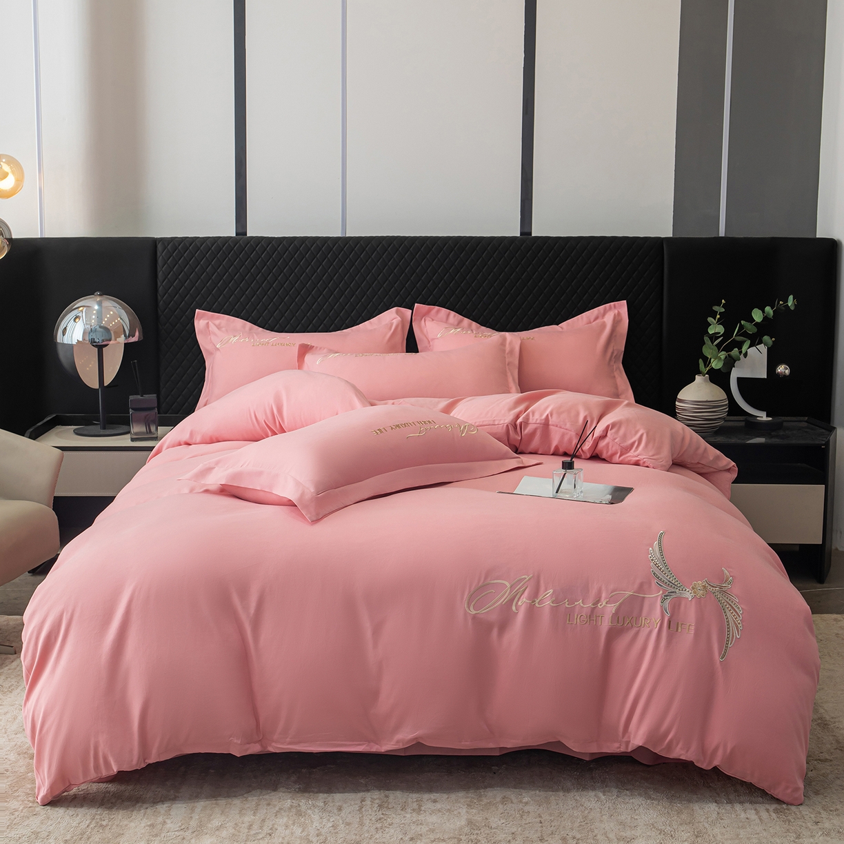 91家纺网 家纺一手货源 找家纺 （总）悦织湾家纺 90克磨毛刺绣纯色四件套2025新款轻奢韩版公主风精致床上用品绣花亲肤水洗棉4件套