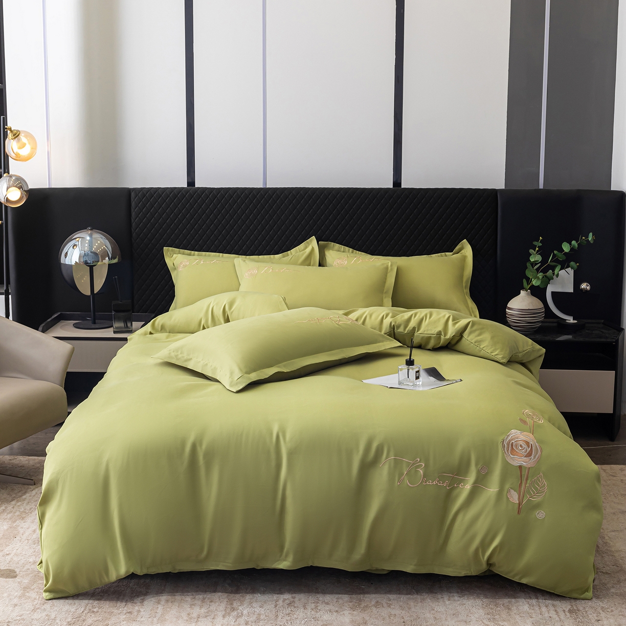 91家纺网 家纺一手货源 找家纺 （总）悦织湾家纺 90克磨毛刺绣纯色四件套2025新款轻奢韩版公主风精致床上用品绣花亲肤水洗棉4件套