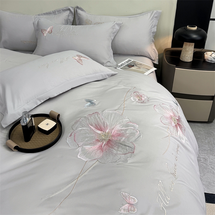 91家纺网 家纺一手货源 找家纺 悦织湾家纺 90克磨毛刺绣纯色四件套2025新款轻奢韩版公主风精致床上用品绣花亲肤水洗棉4件套 琪亚娜-灰色