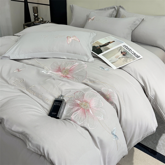 91家纺网 家纺一手货源 找家纺 悦织湾家纺 90克磨毛刺绣纯色四件套2025新款轻奢韩版公主风精致床上用品绣花亲肤水洗棉4件套 琪亚娜-灰色