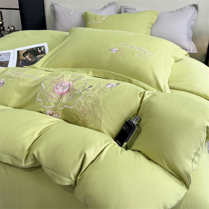 91家纺网 家纺一手货源 找家纺 悦织湾家纺 90克磨毛刺绣纯色四件套2025新款轻奢韩版公主风精致床上用品绣花亲肤水洗棉4件套 遇见-果绿