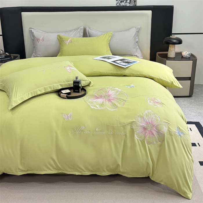 91家纺网 家纺一手货源 找家纺 悦织湾家纺 90克磨毛刺绣纯色四件套2025新款轻奢韩版公主风精致床上用品绣花亲肤水洗棉4件套 琪亚娜-果绿