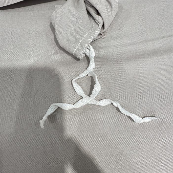 91家纺网 家纺一手货源 找家纺 悦织湾家纺 90克磨毛刺绣纯色四件套2025新款轻奢韩版公主风精致床上用品绣花亲肤水洗棉4件套 琪亚娜-灰色