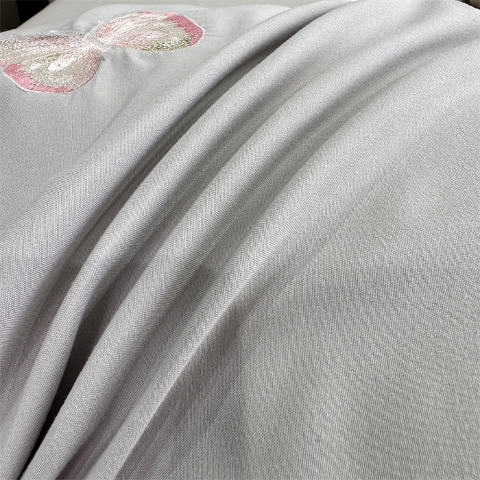 91家纺网 家纺一手货源 找家纺 悦织湾家纺 90克磨毛刺绣纯色四件套2025新款轻奢韩版公主风精致床上用品绣花亲肤水洗棉4件套 琪亚娜-灰色