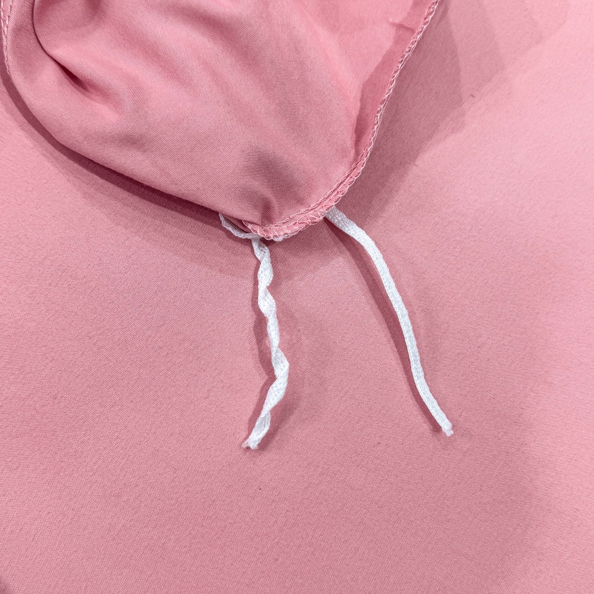 91家纺网 家纺一手货源 找家纺 悦织湾家纺 90克磨毛刺绣纯色四件套2025新款轻奢韩版公主风精致床上用品绣花亲肤水洗棉4件套 新银杏-粉色