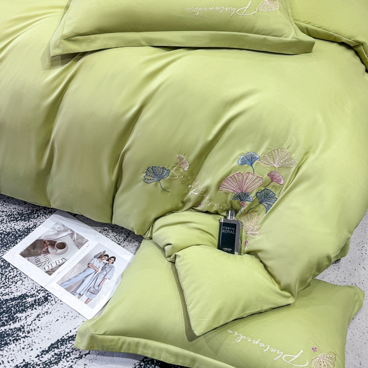 91家纺网 家纺一手货源 找家纺 悦织湾家纺 90克磨毛刺绣纯色四件套2025新款轻奢韩版公主风精致床上用品绣花亲肤水洗棉4件套 新银杏-果绿