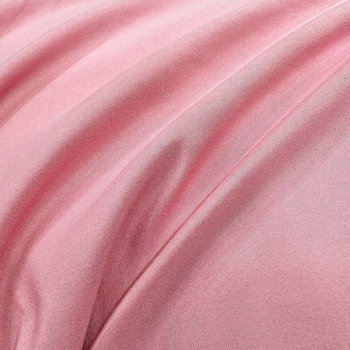 91家纺网 家纺一手货源 找家纺 悦织湾家纺 90克磨毛刺绣纯色四件套2025新款轻奢韩版公主风精致床上用品绣花亲肤水洗棉4件套 新银杏-粉色