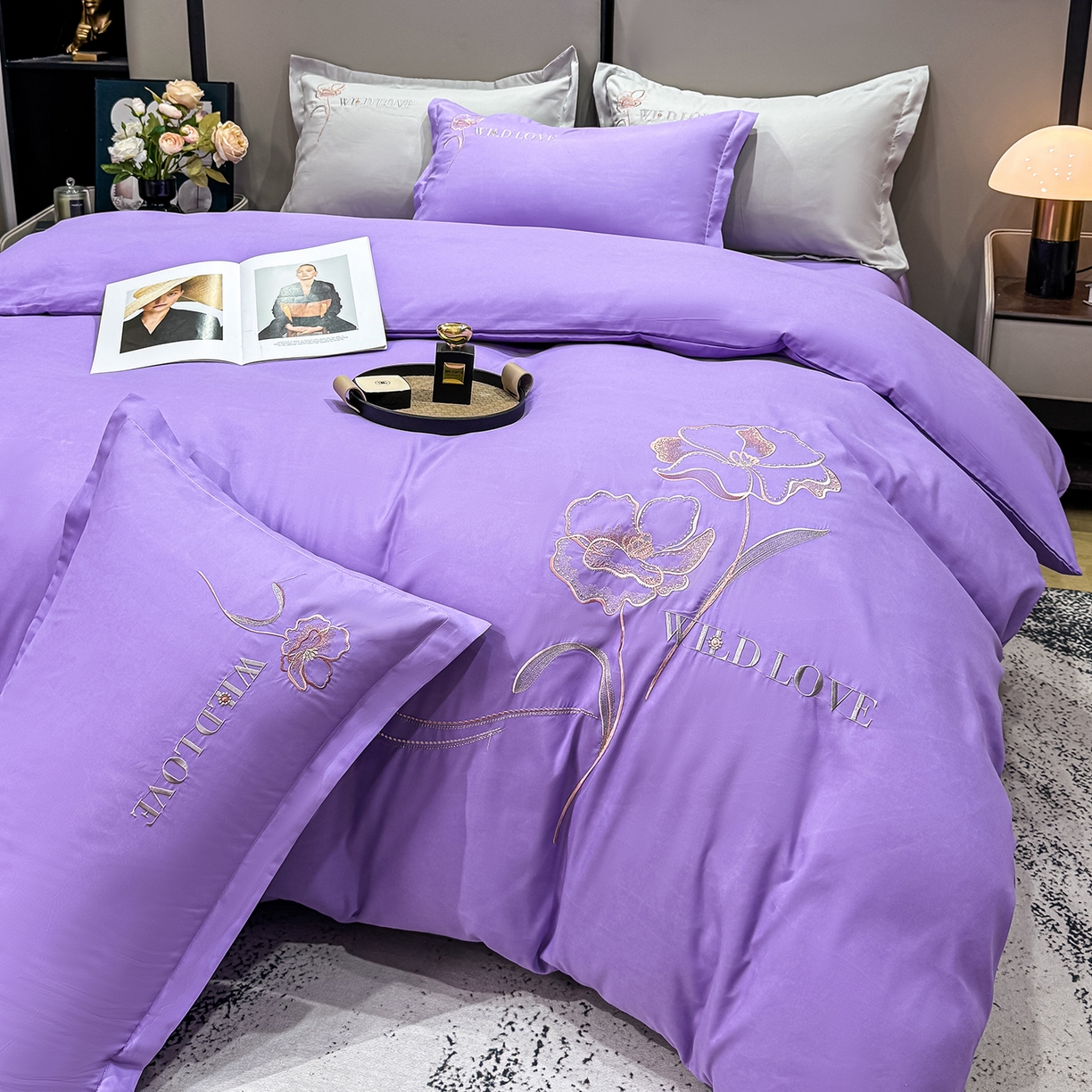 91家纺网 家纺一手货源 找家纺 悦织湾家纺 90克磨毛刺绣纯色四件套2025新款轻奢韩版公主风精致床上用品绣花亲肤水洗棉4件套 诗诺-紫色