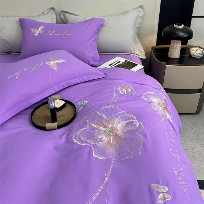 91家纺网 家纺一手货源 找家纺 悦织湾家纺 90克磨毛刺绣纯色四件套2025新款轻奢韩版公主风精致床上用品绣花亲肤水洗棉4件套 琪亚娜-紫色
