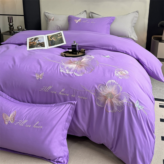 91家纺网 家纺一手货源 找家纺 悦织湾家纺 90克磨毛刺绣纯色四件套2025新款轻奢韩版公主风精致床上用品绣花亲肤水洗棉4件套 琪亚娜-紫色