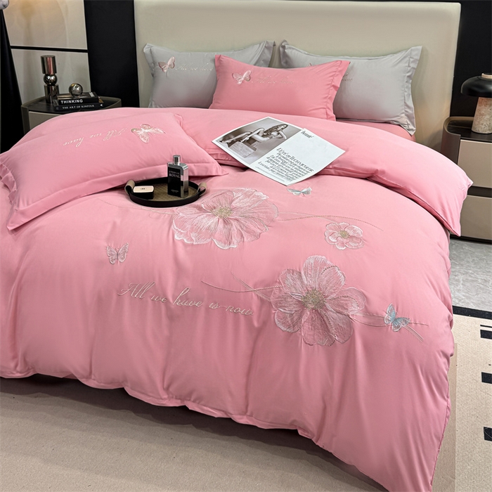 91家纺网 家纺一手货源 找家纺 悦织湾家纺 90克磨毛刺绣纯色四件套2025新款轻奢韩版公主风精致床上用品绣花亲肤水洗棉4件套 琪亚娜-玉色