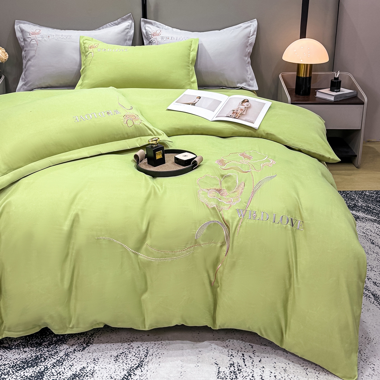 91家纺网 家纺一手货源 找家纺 悦织湾家纺 90克磨毛刺绣纯色四件套2025新款轻奢韩版公主风精致床上用品绣花亲肤水洗棉4件套 诗诺-果绿