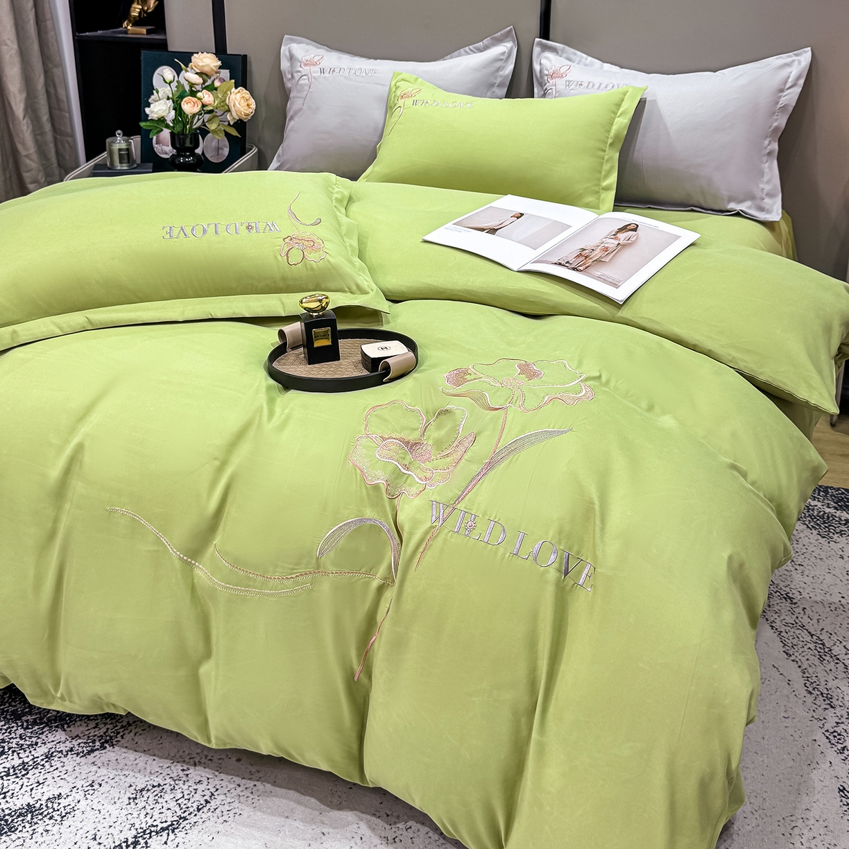 91家纺网 家纺一手货源 找家纺 悦织湾家纺 90克磨毛刺绣纯色四件套2025新款轻奢韩版公主风精致床上用品绣花亲肤水洗棉4件套 诗诺-果绿