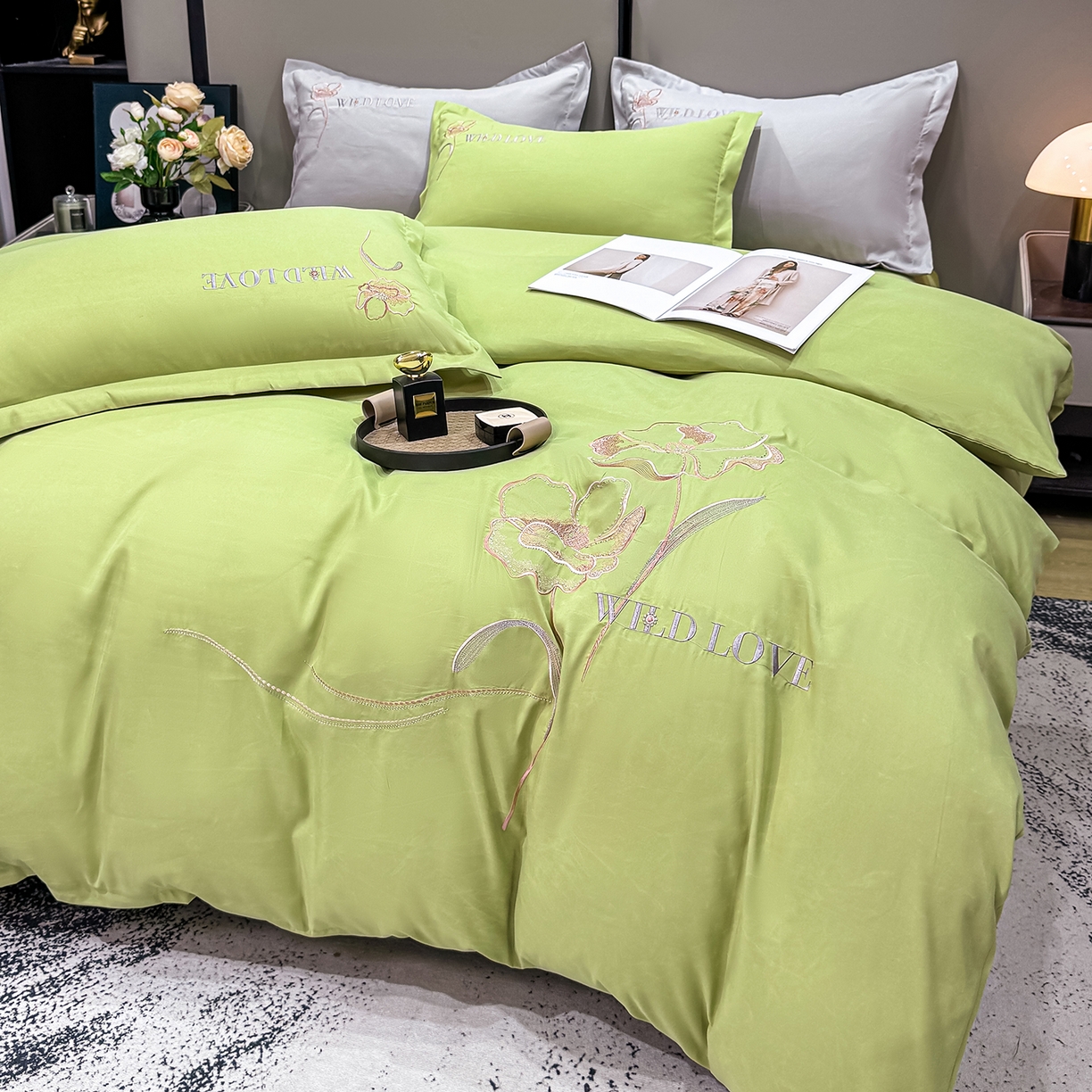 91家纺网 家纺一手货源 找家纺 悦织湾家纺 90克磨毛刺绣纯色四件套2025新款轻奢韩版公主风精致床上用品绣花亲肤水洗棉4件套 诗诺-果绿