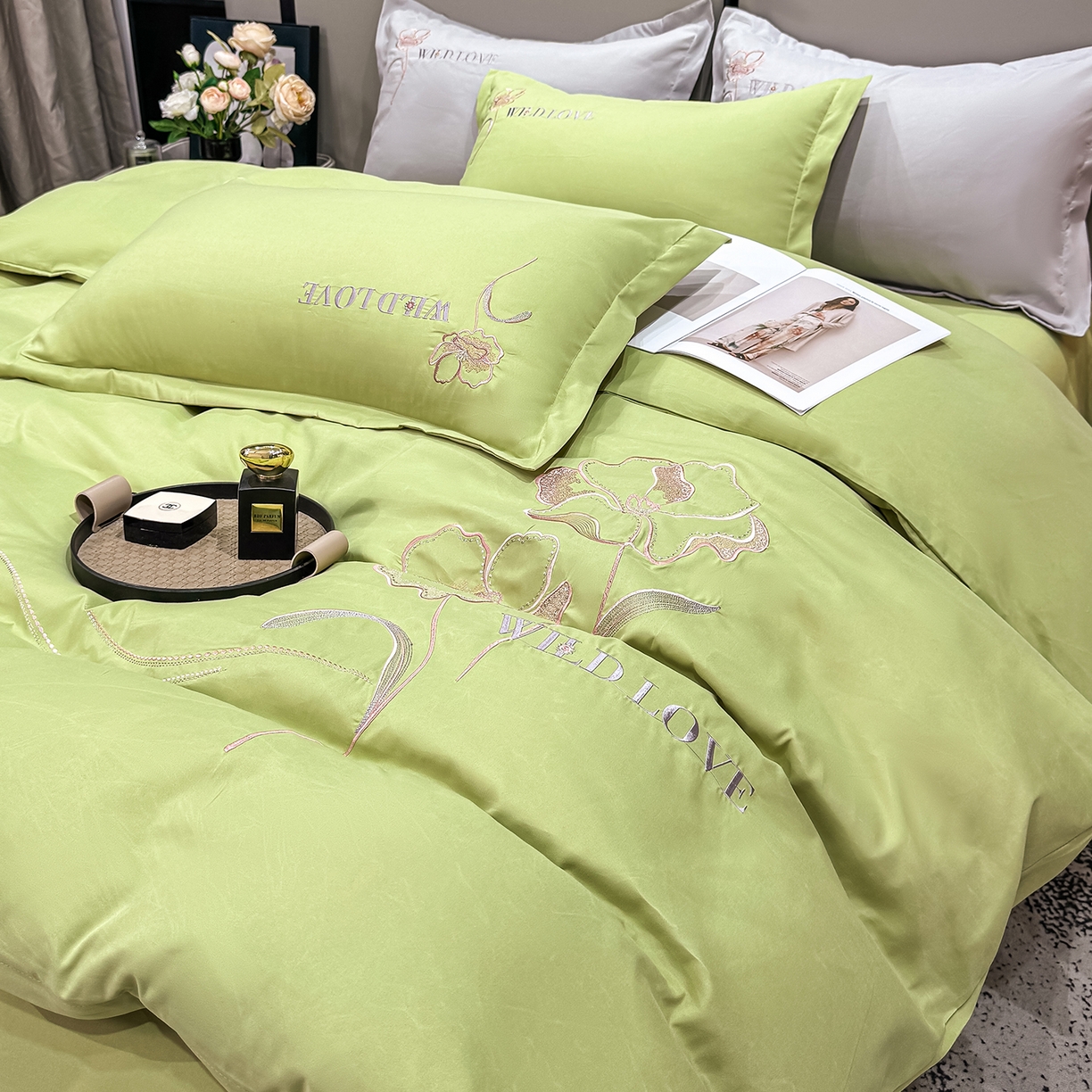91家纺网 家纺一手货源 找家纺 悦织湾家纺 90克磨毛刺绣纯色四件套2025新款轻奢韩版公主风精致床上用品绣花亲肤水洗棉4件套 诗诺-果绿