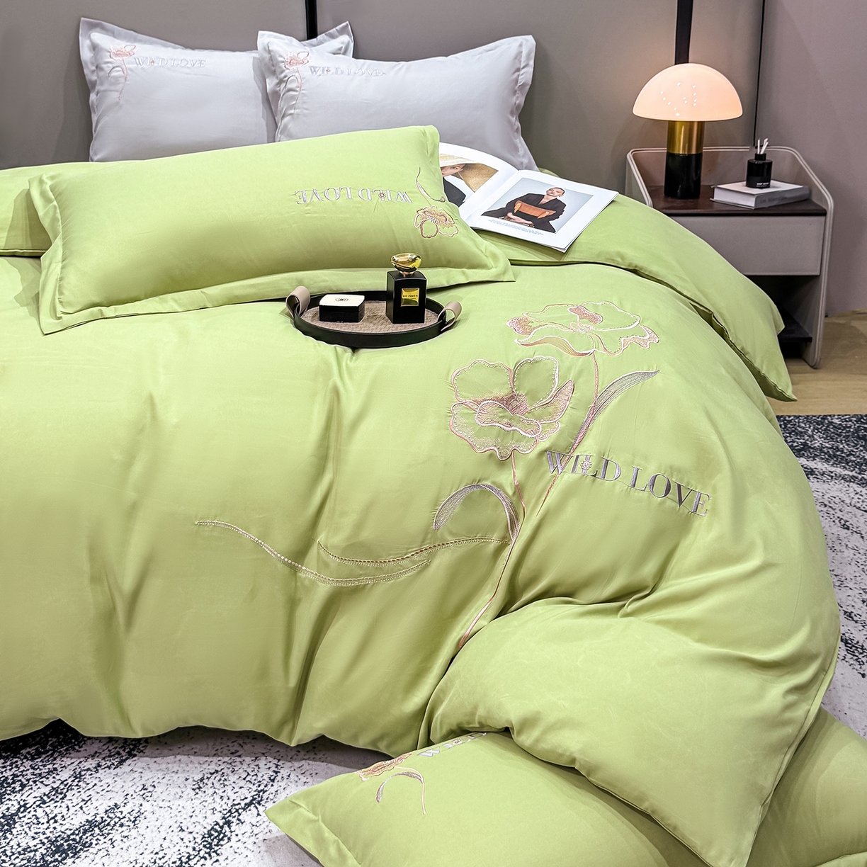 91家纺网 家纺一手货源 找家纺 悦织湾家纺 90克磨毛刺绣纯色四件套2025新款轻奢韩版公主风精致床上用品绣花亲肤水洗棉4件套 诗诺-果绿