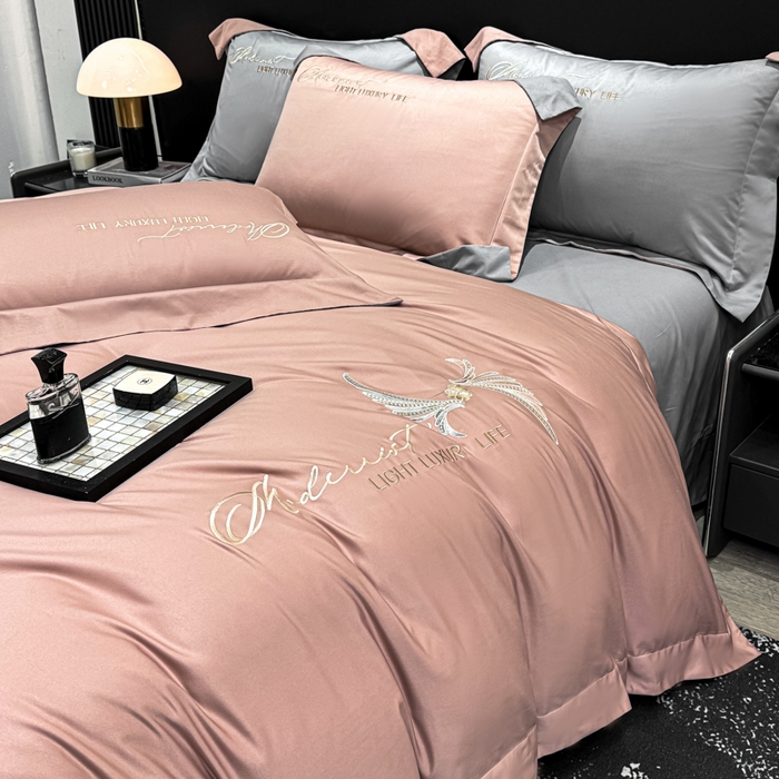 91家纺网 家纺一手货源 找家纺 悦织湾家纺 亲肤120克水洗棉磨毛刺绣纯色四件套2025新款轻奢韩版公主风精致床上用品绣花4件套 宽境豆沙