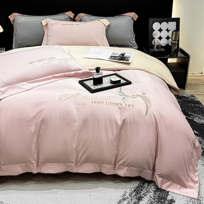 91家纺网 家纺一手货源 找家纺 悦织湾家纺 亲肤120克水洗棉磨毛刺绣纯色四件套2025新款轻奢韩版公主风精致床上用品绣花4件套 宽境粉玉