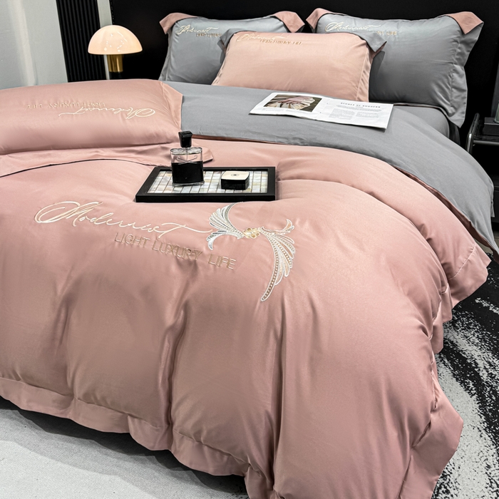 91家纺网 家纺一手货源 找家纺 悦织湾家纺 亲肤120克水洗棉磨毛刺绣纯色四件套2025新款轻奢韩版公主风精致床上用品绣花4件套 宽境豆沙