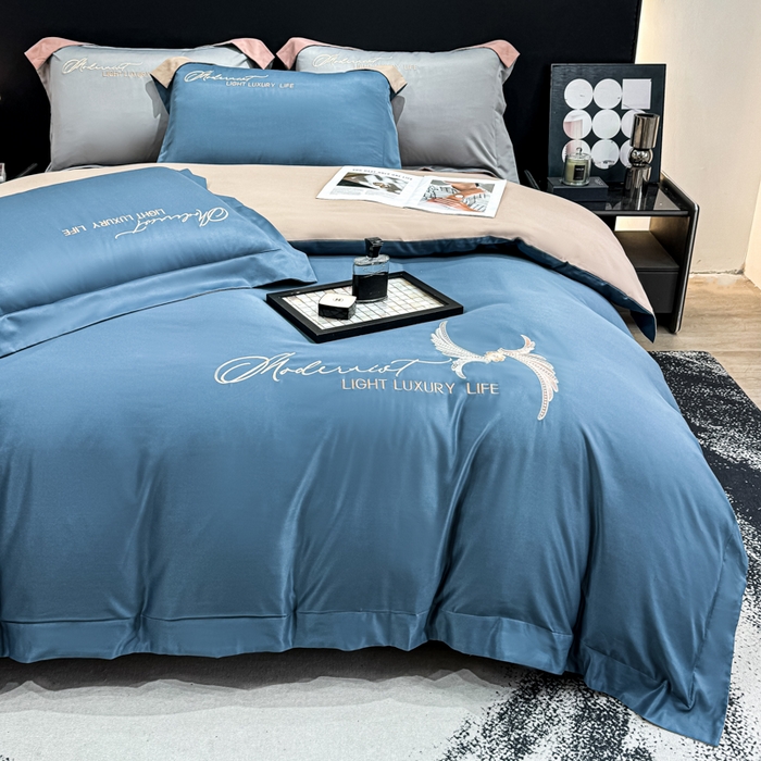 91家纺网 家纺一手货源 找家纺 悦织湾家纺 亲肤120克水洗棉磨毛刺绣纯色四件套2025新款轻奢韩版公主风精致床上用品绣花4件套 宽境宾利蓝