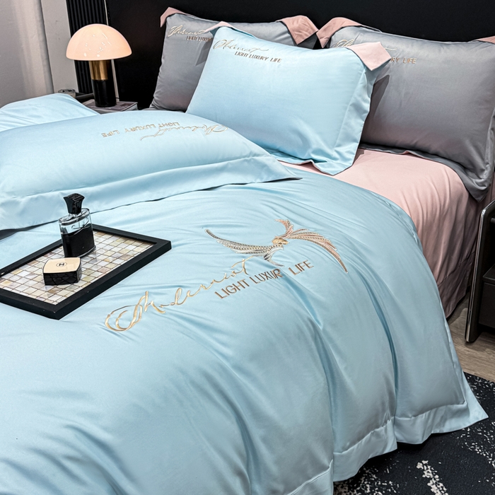 91家纺网 家纺一手货源 找家纺 悦织湾家纺 亲肤120克水洗棉磨毛刺绣纯色四件套2025新款轻奢韩版公主风精致床上用品绣花4件套 宽境天蓝